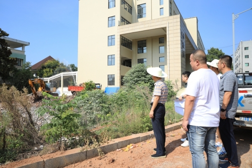 落實安全責(zé)任 守護(hù)平安校園 ——衡陽幼兒師專組織開展校園安全隱患排查