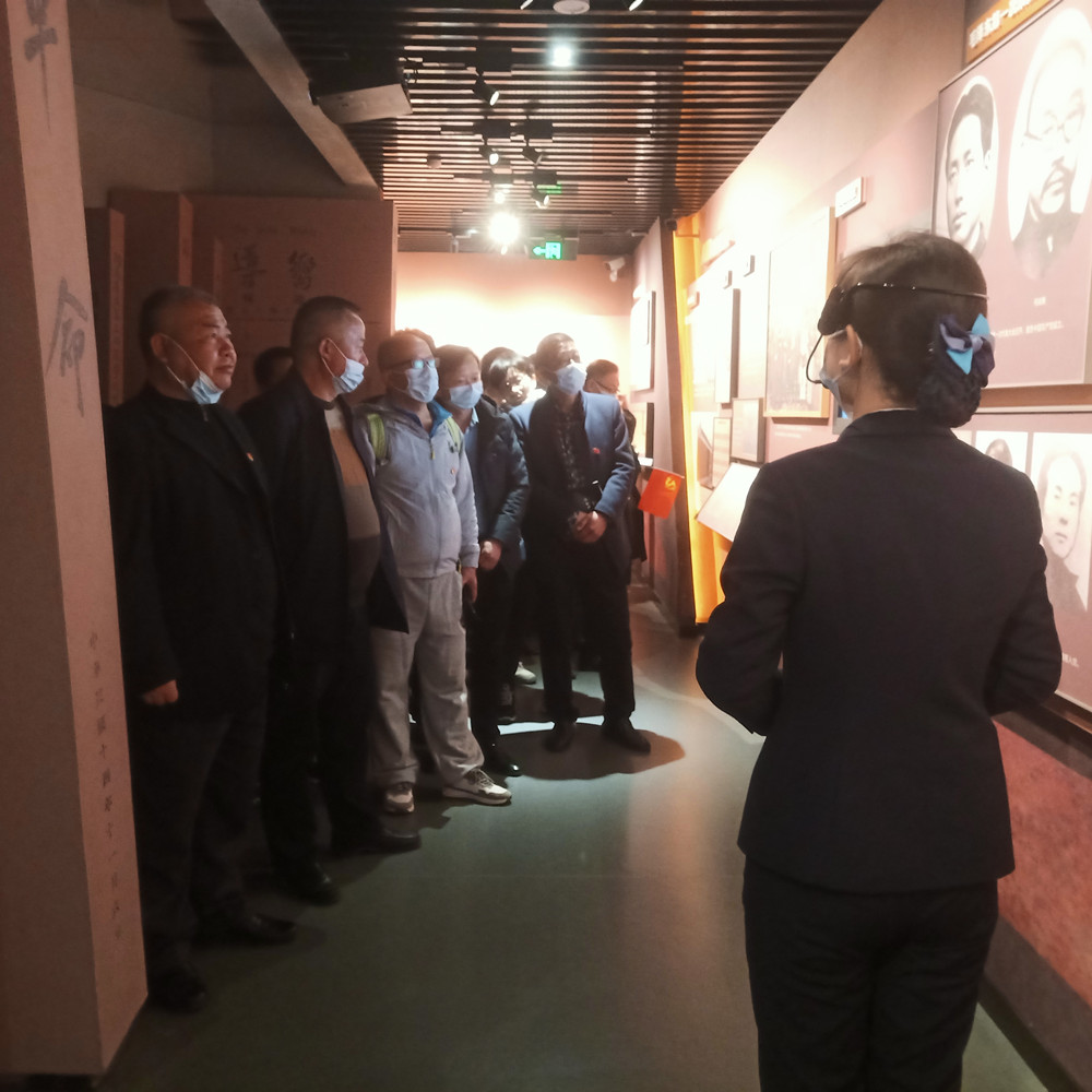 我校機(jī)關(guān)第三支部赴衡陽(yáng)黨史館開展 “衡陽(yáng)黨史百年展”參觀學(xué)習(xí)活動(dòng)
