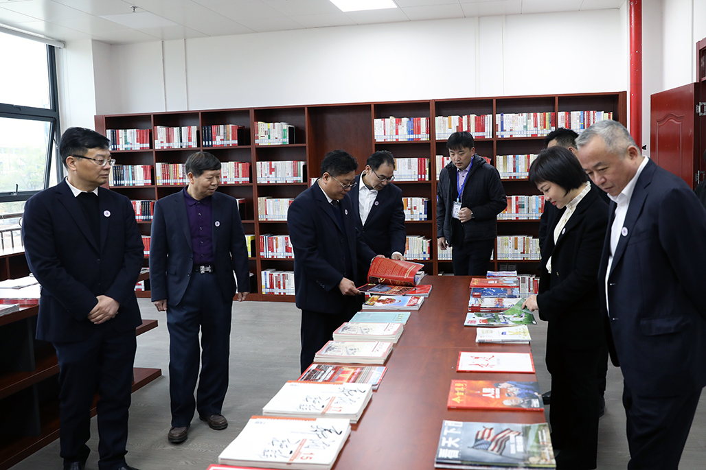衡陽幼兒師專圖書館全新試開放，迎來首批“客人”