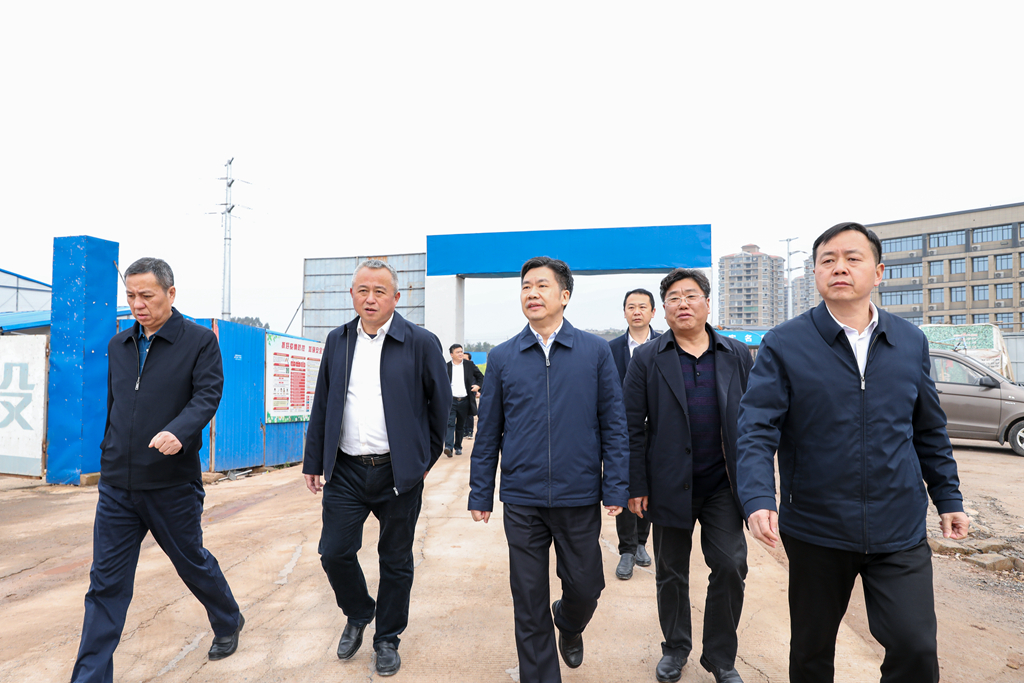 市人大常委副主任歐杏調(diào)研我校食品安全工作和周邊道路建設