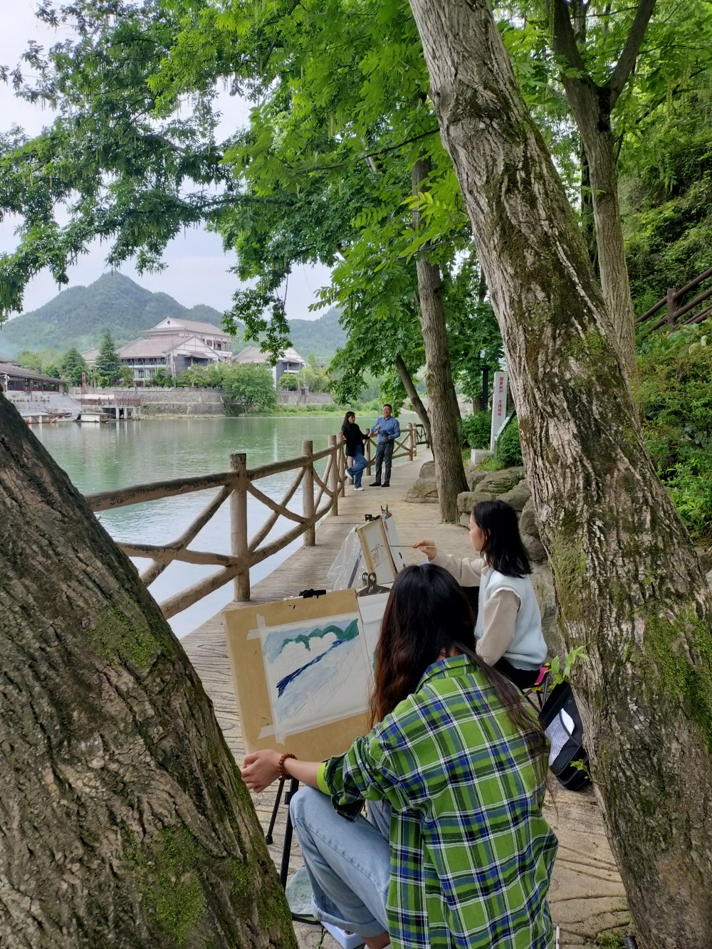 寫意湘西，紅色記憶丨2023年藝術(shù)系湘西寫生采風(fēng)側(cè)記