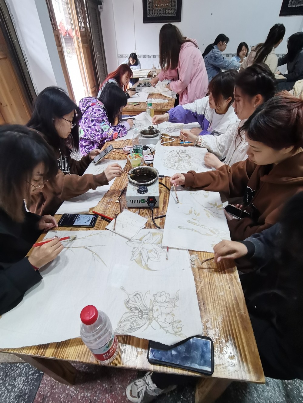 寫意湘西，紅色記憶丨2023年藝術(shù)系湘西寫生采風(fēng)側(cè)記