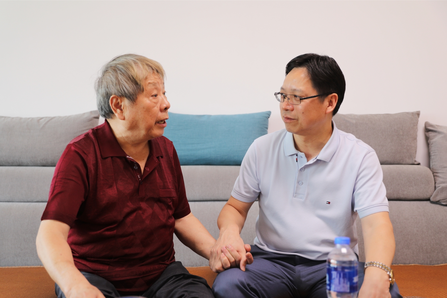 衡陽(yáng)幼兒師范高等?？茖W(xué)校開展“七一” 困難黨員、老黨員走訪慰問活動(dòng)